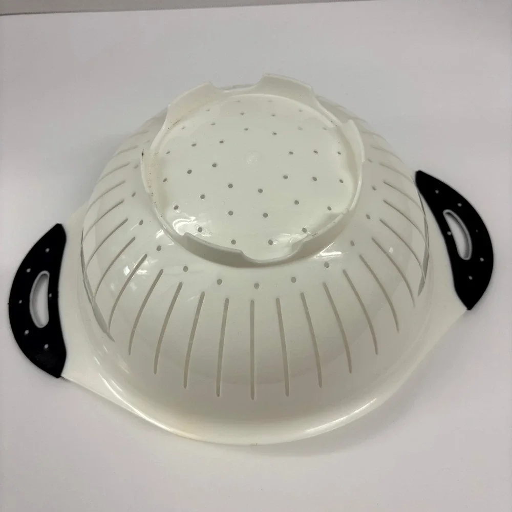 N/A white plastic